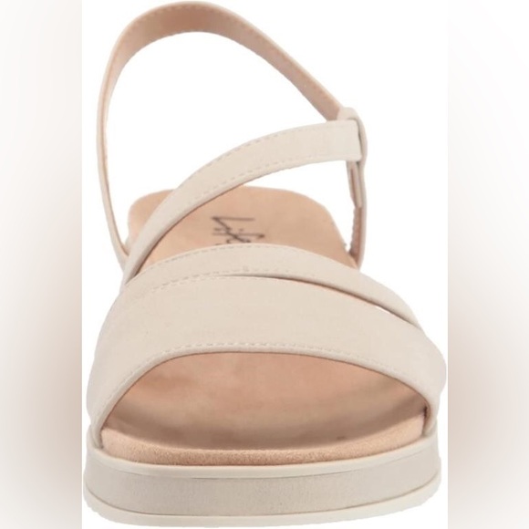 LifeStride Women's Zoe Sport Sandal in Bone, 10W - Picture 2 of 5